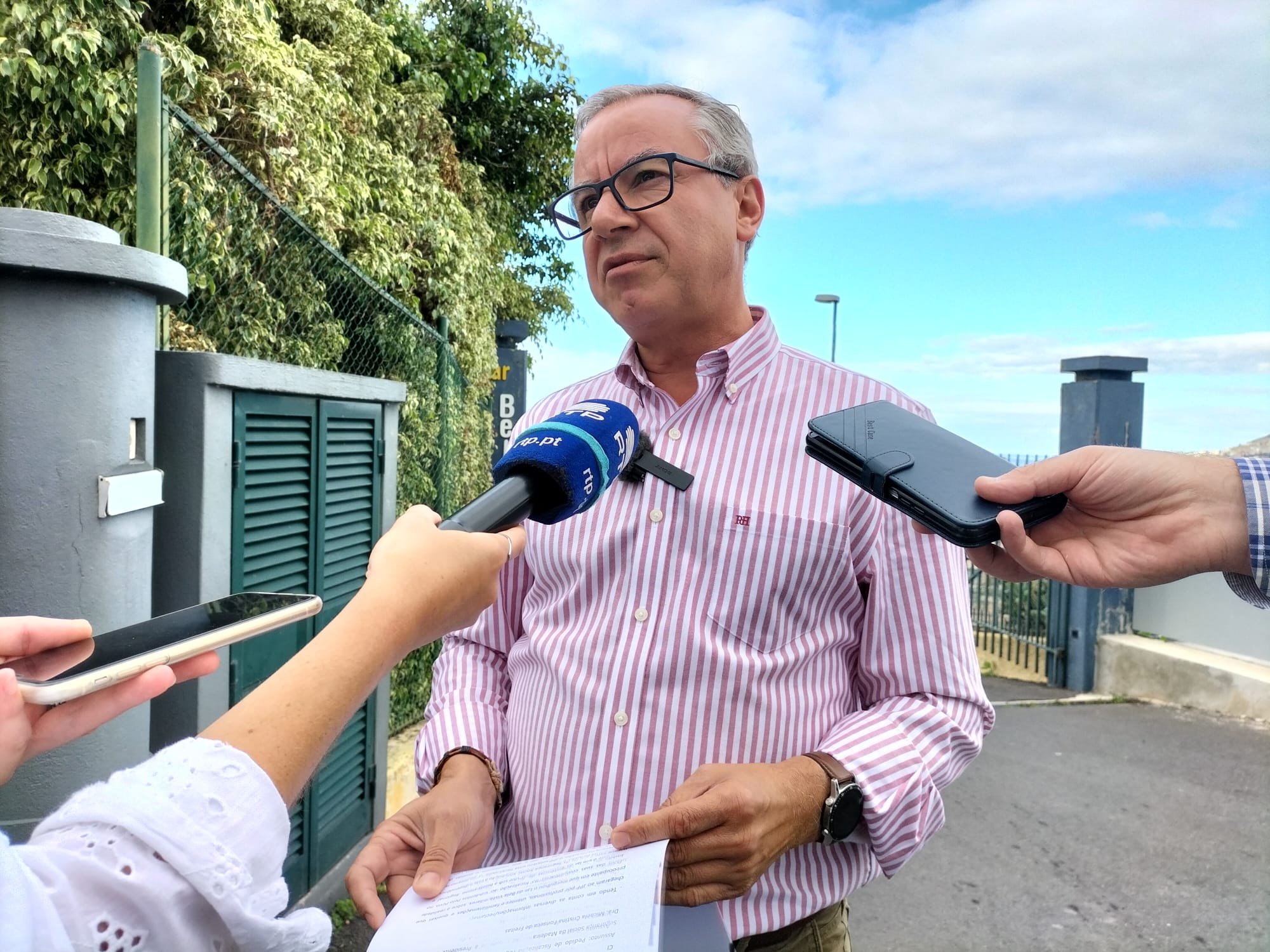 Paulo Alves critica condições do Lar bela Vista Paulo Alves critica condições do Lar bela Vista
